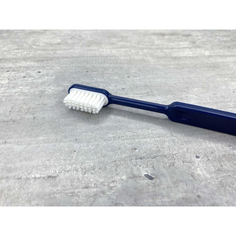 Brosse à dents rechargeable - Medium Marine Brosse à dents rechargeable - Medium Marine