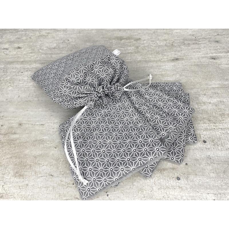 Pochon + 5 lingettes GRIS Pochon + 5 lingettes GRIS