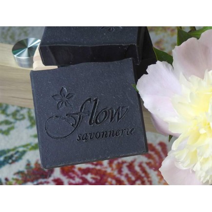 Savon au Charbon végétal